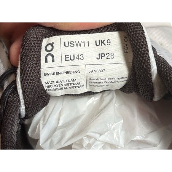 Cloud 5 Waterproof Woman’s Size 11 Running Walking Shoe Glacier/White - Picture 10 of 10